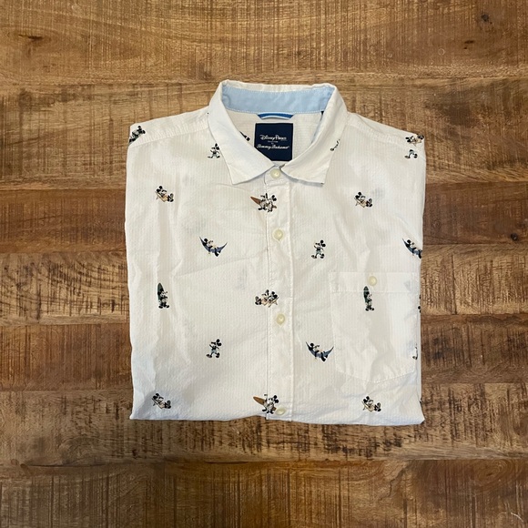 Tommy Bahama Disney Parks Mickey Mouse Vacation Button Up Shirt